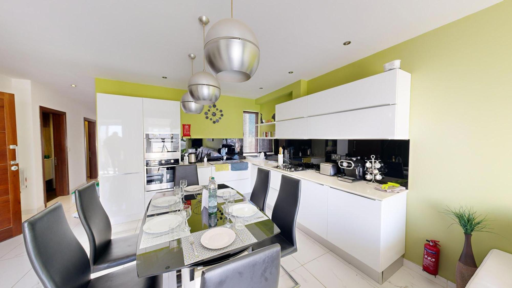Amazing Spacious Apartment With Bbq & Jacuzzi Saint Julian's Екстер'єр фото